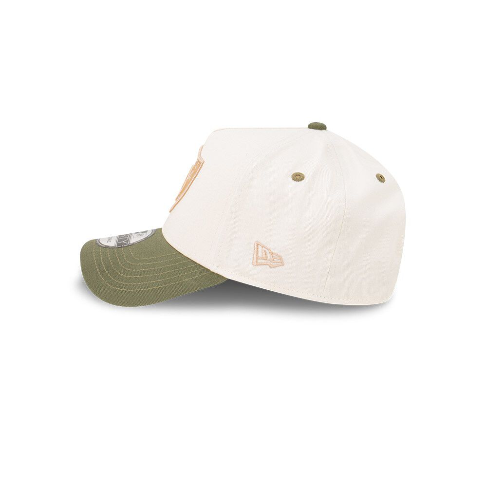 Gorra 9forty Las Vegas Raiders Winecork Olive Beige image number 3.0